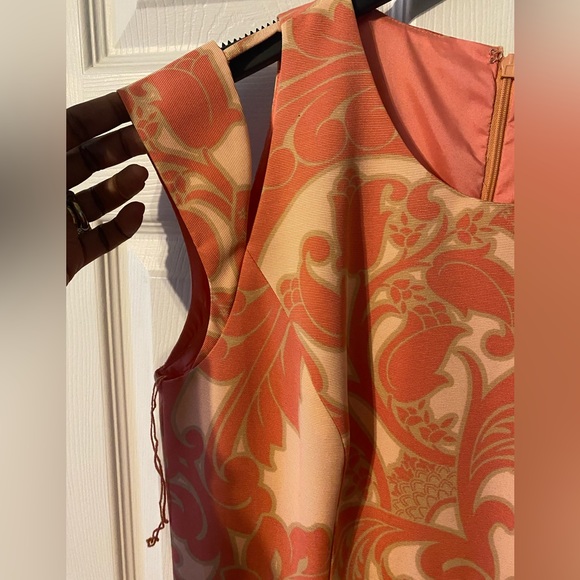 NWT Adrianna Papell cutout collarbone abstract print wide pleats dress w/pockets - Picture 2 of 7